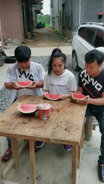 娱乐吃瓜聊天室火爆直播，揭秘幕后故事及明星八卦内幕