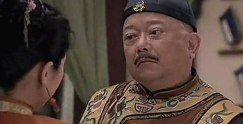 娱乐圈“吃瓜三姐妹”揭秘：背后的娱乐生态与舆论风暴